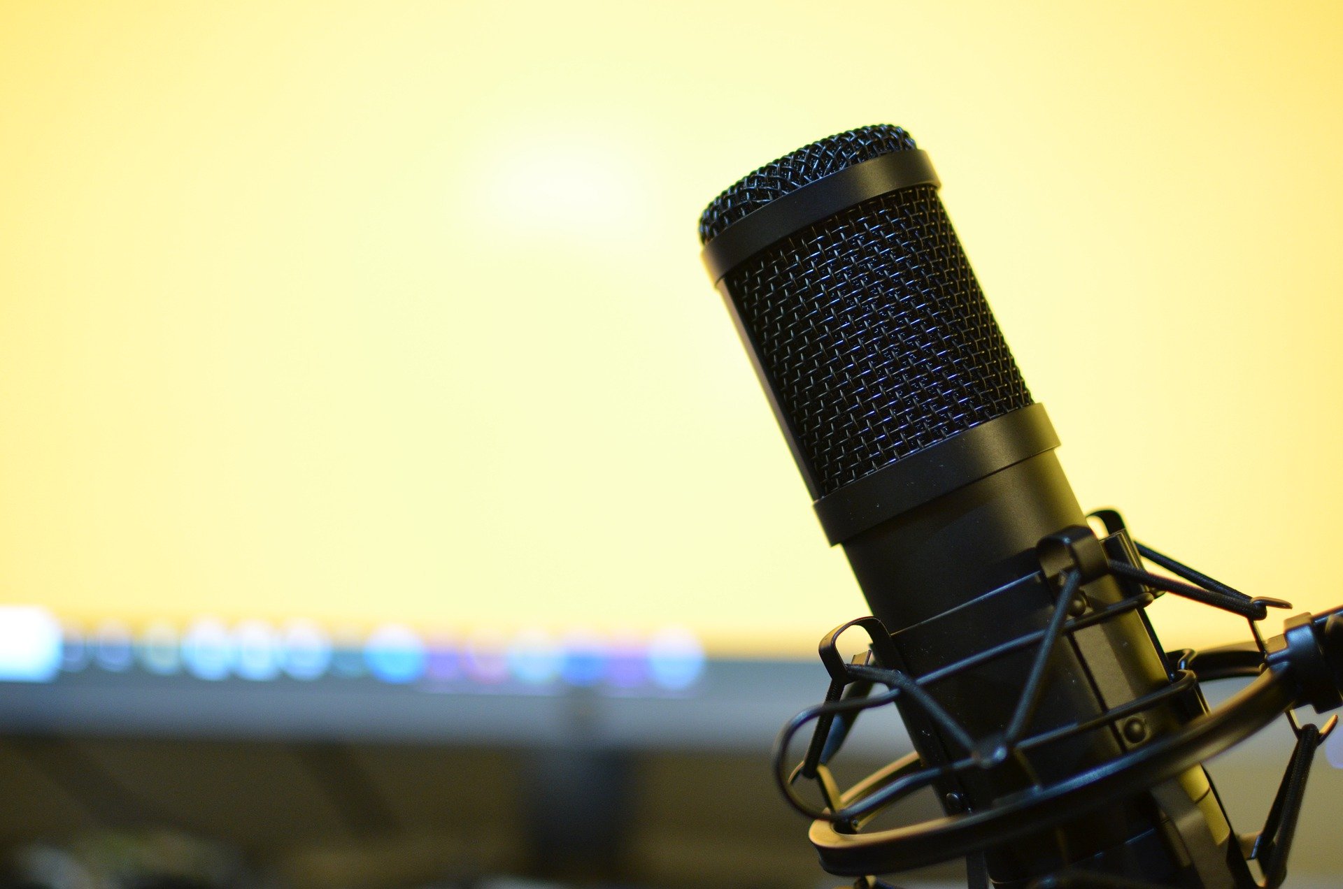 Podcast Microphone to amplify your message